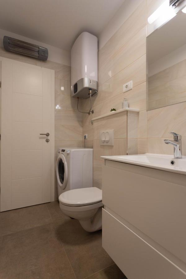 Apartman Marel Zrnovnica Экстерьер фото